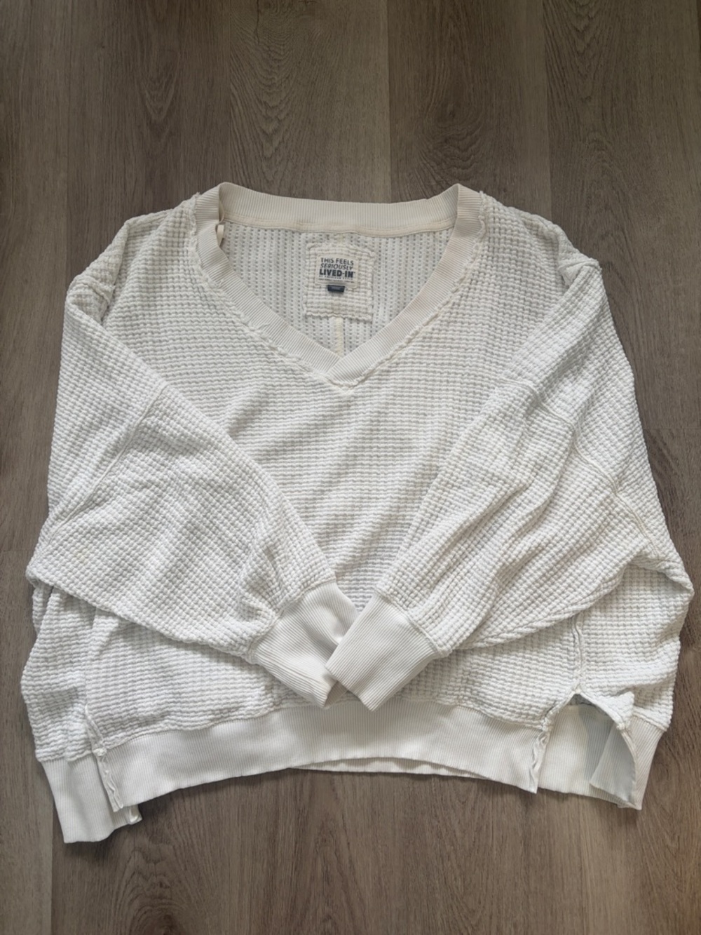 American Eagle “Lived-In” V-Neck Cream White Waffle Knit Oversized Sweatshirt